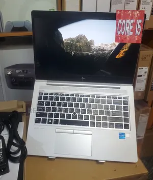 New Laptop HP EliteBook 820 G4 12GB Intel Core 5 SSD 512GB