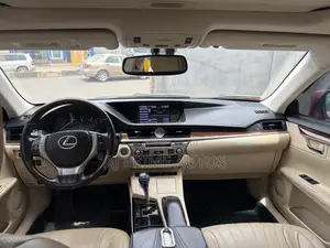 Lexus ES 350 FWD 2013 Red