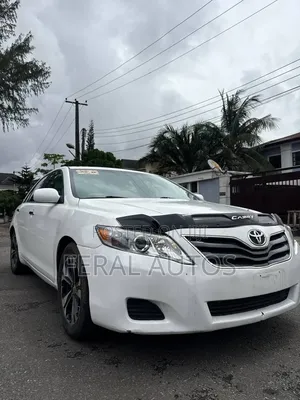 Toyota Camry 2010 White