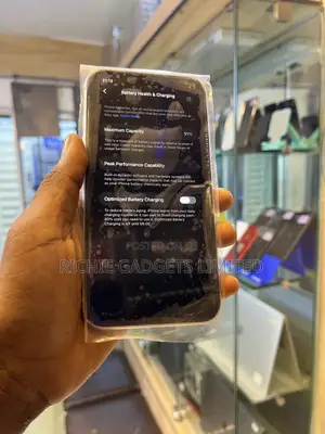 Apple iPhone 11 128 GB White