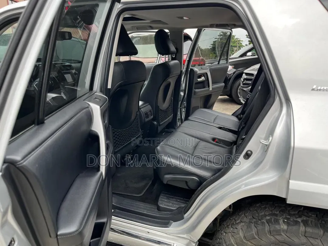 Toyota 4-Runner 2015 Silver