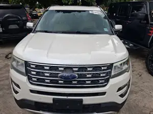 Ford Explorer Limited 4dr SUV (3.5L 6cyl 6A) 2016 White