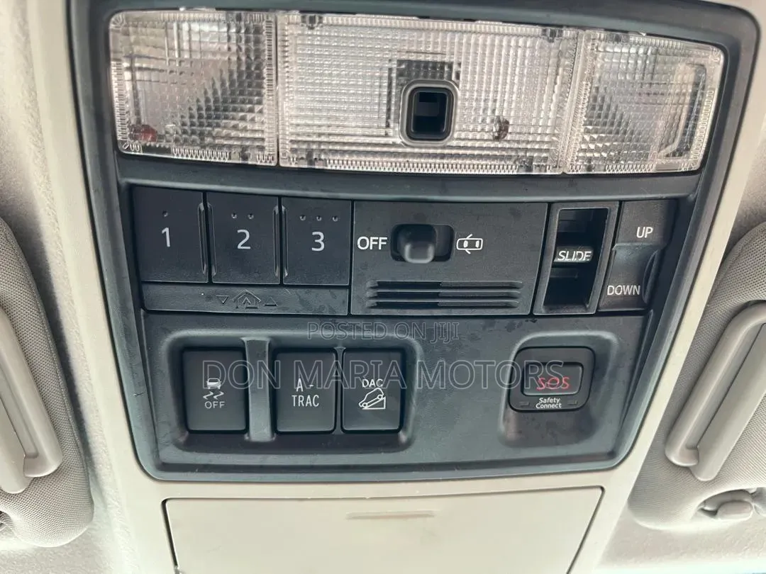 Toyota 4-Runner 2015 Silver