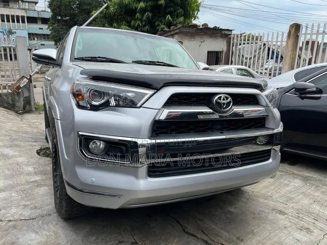 Toyota 4-Runner 2015 Silver
