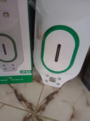 NEWVEW 300W All in One Solar Street Light (NV-L632) Wholesale Nigeria