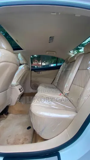 Lexus ES 2014 White