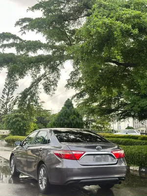 Toyota Camry 2017 Gray