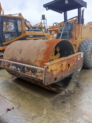 Road Construction Roller for Daily, Weekly and Monthly Rent/Leasing.