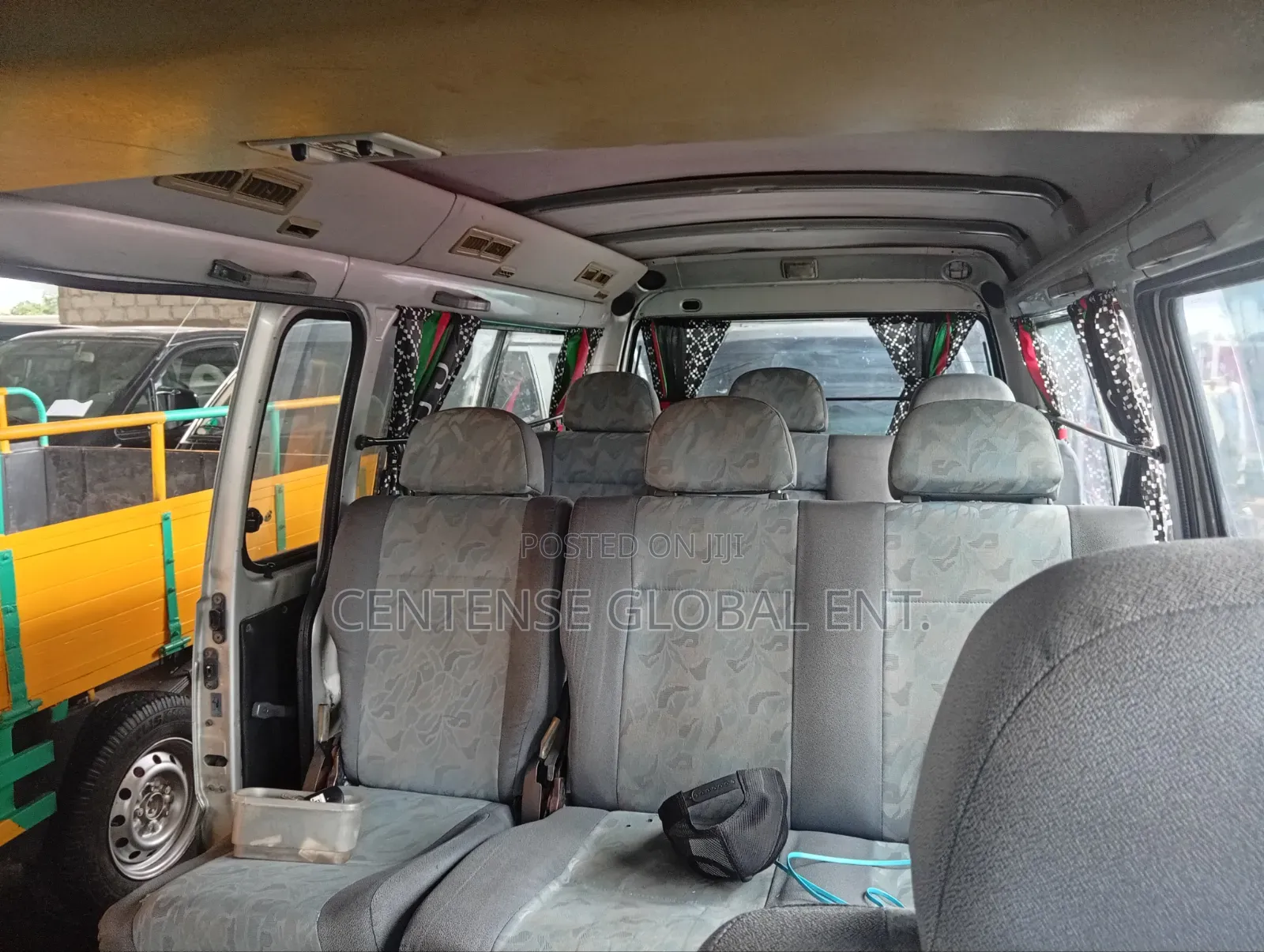 Mitsubishi L300 2004 Silver