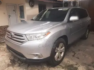Toyota Highlander 2012 Silver