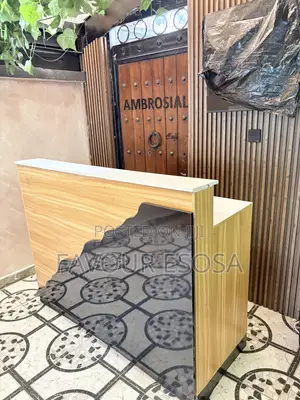 Bar Stand for Drinks