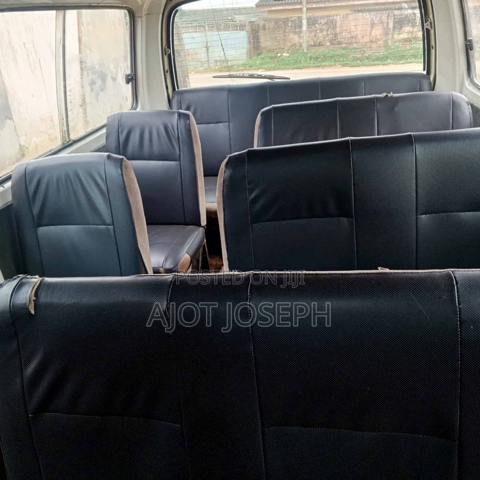 Toyota HiAce 2002 White
