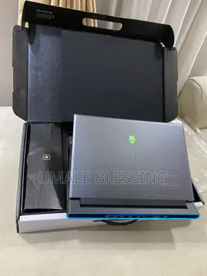 Laptop Alienware M16 R1 16GB Intel Core i7 SSD 1T