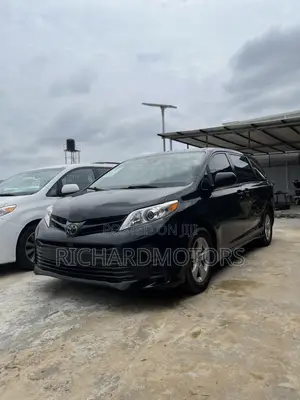 Toyota Sienna LE AWD 2020 Black