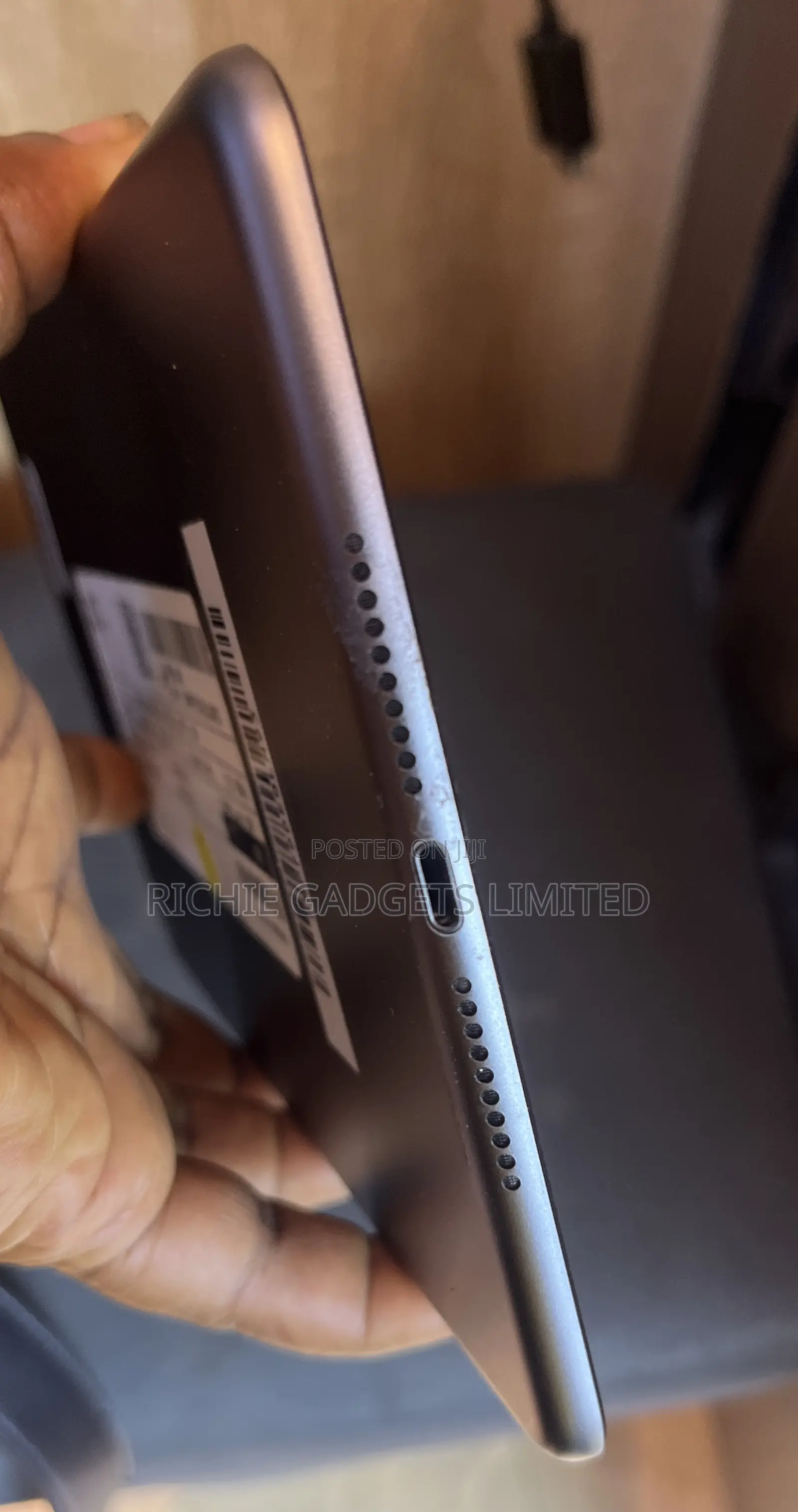 Apple iPad mini 5 64 GB Gray