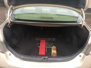 Toyota Camry 2011 Gold