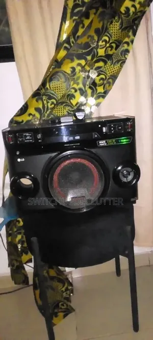 Original LG Xboom Cube
