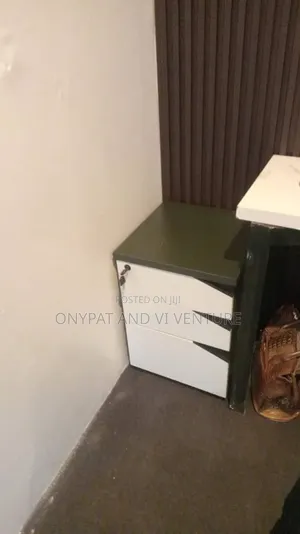 Quality Side and Mobile Fil8 Drawer
