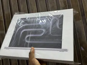 New Laptop Apple MacBook Pro 2024 M4 Pro 48GB Apple M4 SSD 512GB