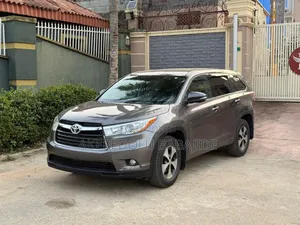 Toyota Highlander 2016 Gray