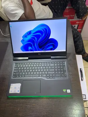 Laptop Dell G7 17 7700 16GB Intel Core i7 SSD 512GB