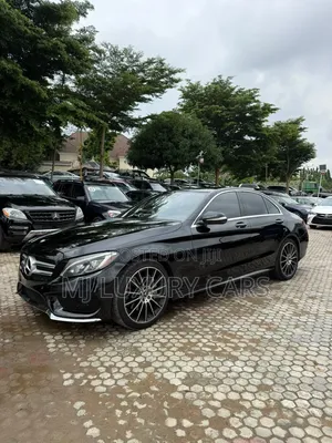 Mercedes-Benz C400 4Matic AWD Sedan (3.0L V6 7A) 2015 Black