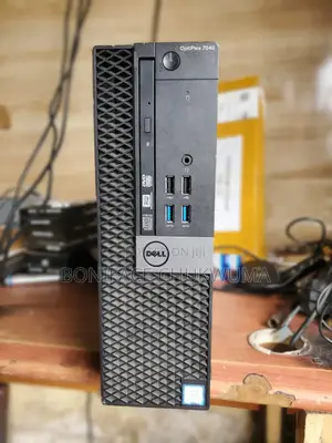 Desktop Computer Dell OptiPlex 7040 8GB Intel Core i7 HDD 500GB