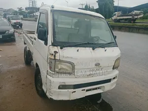 Daihatsu Hijet Pick-Up First Body