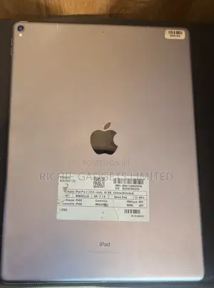 Apple iPad Pro 12.9 (2017) 64 GB Gray