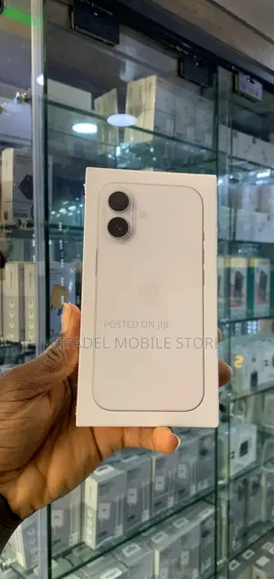 New Apple iPhone 17 256 GB White
