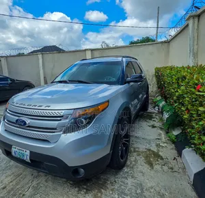Ford Explorer 2013 Silver