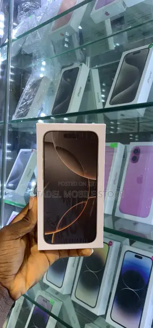 New Apple iPhone 16 Pro Max 256 GB Gold