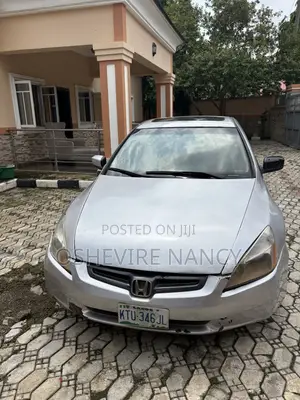 Honda Accord 2004 Silver