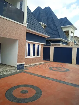 4bdrm Duplex in Sabon Lugbe for rent