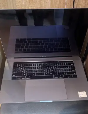 Laptop Apple MacBook 2017 16GB Intel Core i7 SSD 256GB