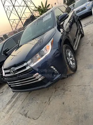 Toyota Highlander XLE 4dr SUV (3.5L 6cyl 6A) 2015 Blue
