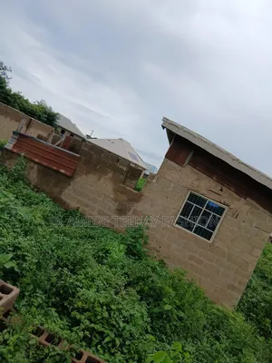 2bdrm Apartment in Oloko Pagun Ogbada, Akinyele for sale