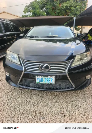 Lexus ES 2014 Black