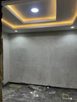 Mini Flat in Bank Olemoh, Randle Avenue for rent