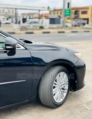 Lexus ES 350 FWD 2013 Black