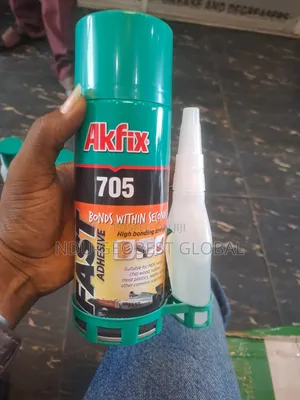 Akfix 705 Fast Adhesive Kit (Spray)