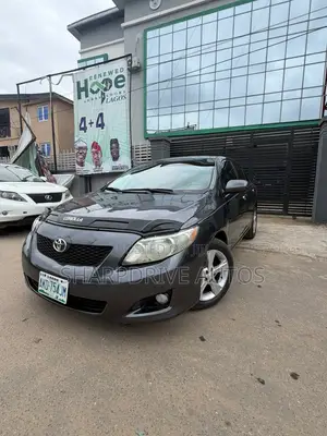 Toyota Corolla LE 4dr Sedan (1.8L 4cyl 4A) 2010 Gray