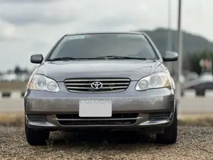 Toyota Corolla 2004 Gray