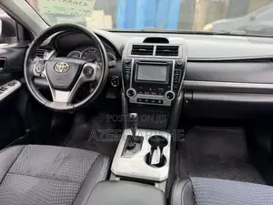 Toyota Camry SE 4dr Sedan (2.5L 4cyl 6A) 2013 Gray