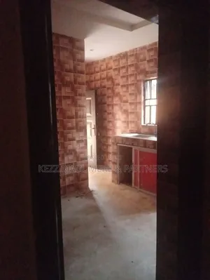 2bdrm Block of Flats in Rukpokwu Eneka Road for rent