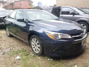 Toyota Camry LE 4dr Sedan (2.5L 4cyl 6A) 2016 Blue