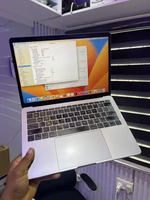 Laptop Apple MacBook Pro 2017 8GB Intel Core i5 SSD 128GB