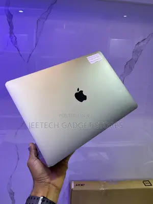Laptop Apple MacBook Pro 2018 16GB Intel Core i7 SSD 1T