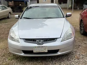 Honda Accord 2003 Silver