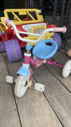 Very Strong Tricycle